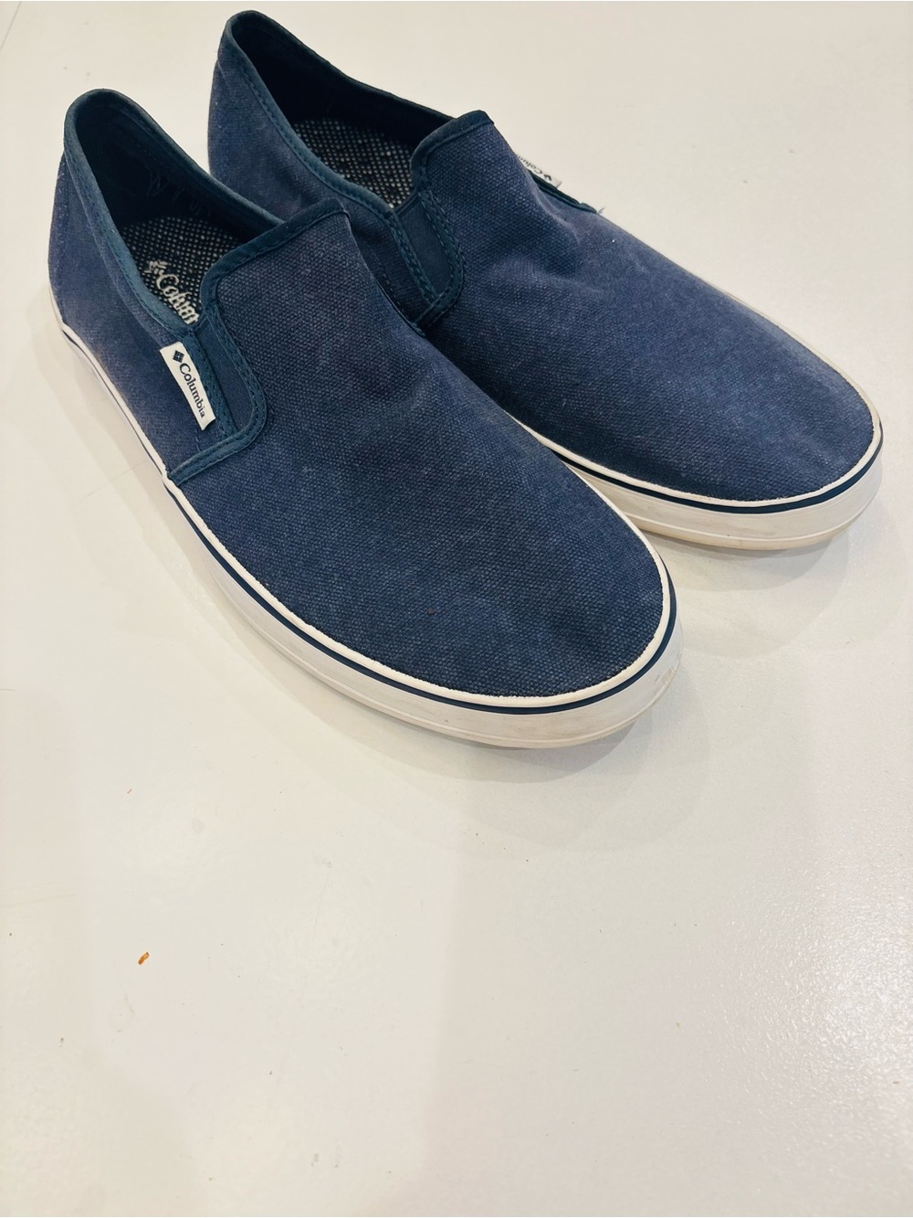Columbia Men's Slip-On Loafers in Navy Blue size 11